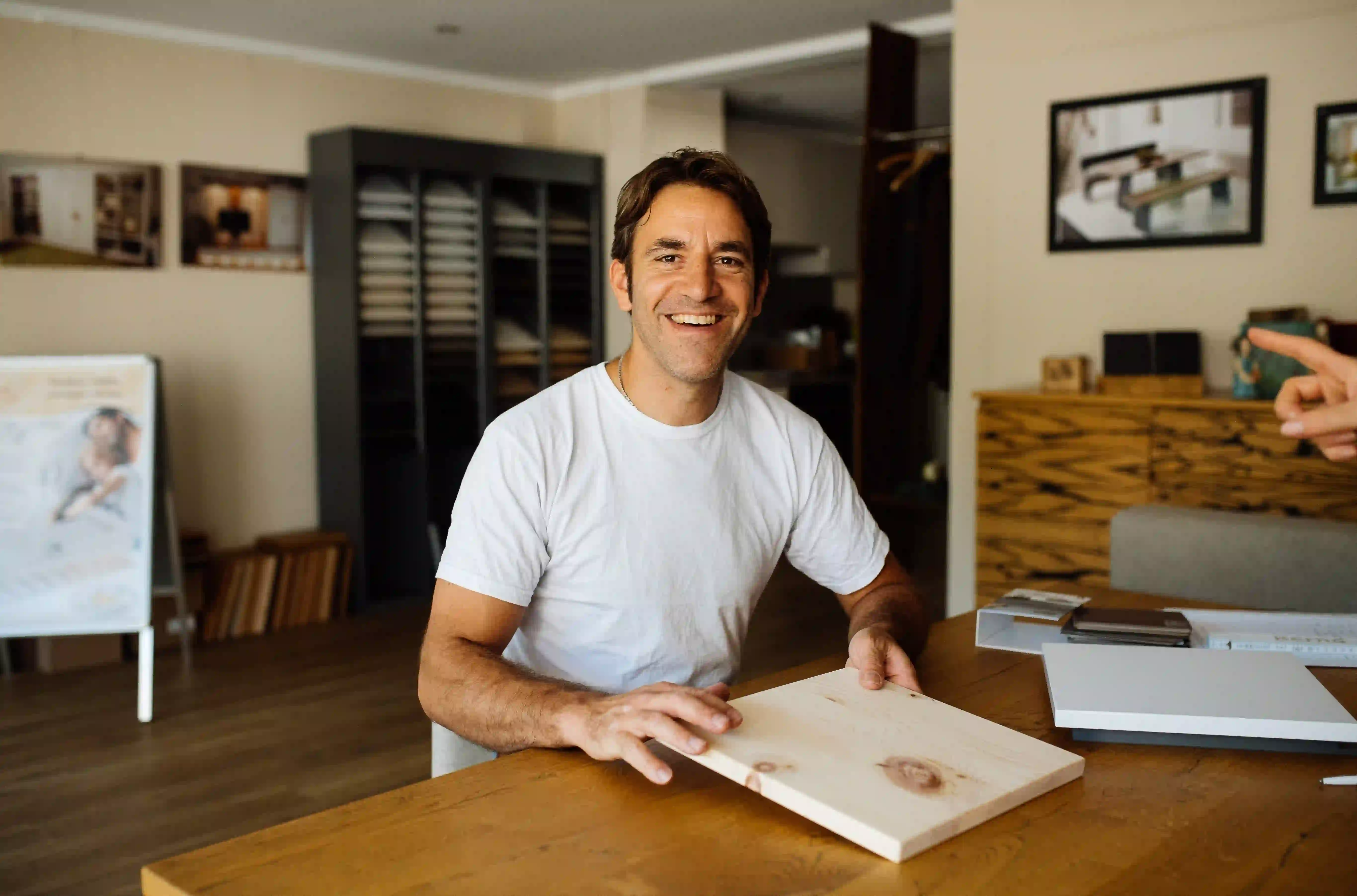 Bernd Grünwald — Schreinermeister und zertifizierter Schlafberater in der Ausstellung